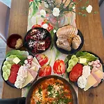 Noce I Dnie Bed & Breakfast Radziechowy