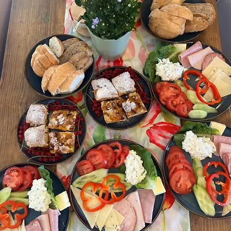 Noce I Dnie Bed & Breakfast Radziechowy