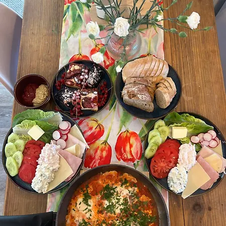 Noce I Dnie 住宿加早餐酒店 Radziechowy