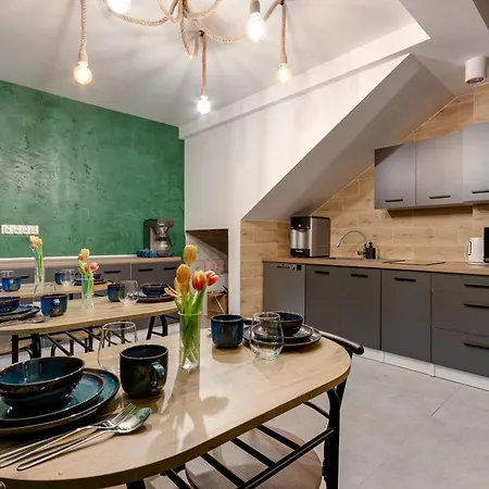 Noce I Dnie Couette-café Radziechowy